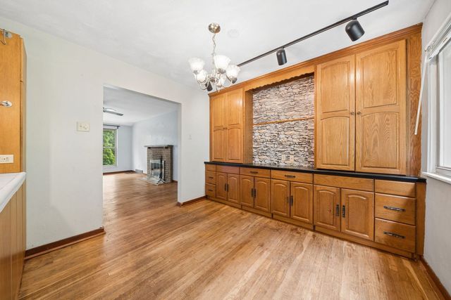 270 Roycroft AVENUE, Mt Lebanon, PA 15234