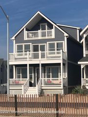 369 Beach Front, Manasquan, NJ 08736
