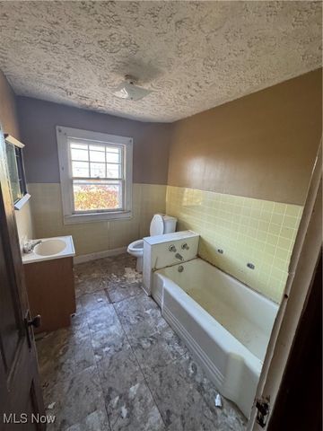 3319 Superior Avenue, Ashtabula, OH 44004