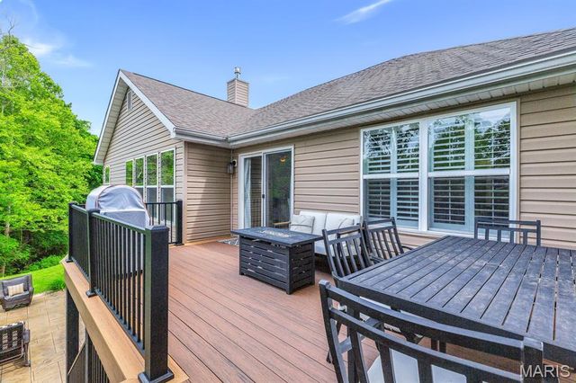 1113 Talbridge Way, St Charles, MO 63303