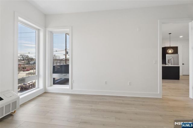 487 Market 203, Saddle Brook, NJ 07663