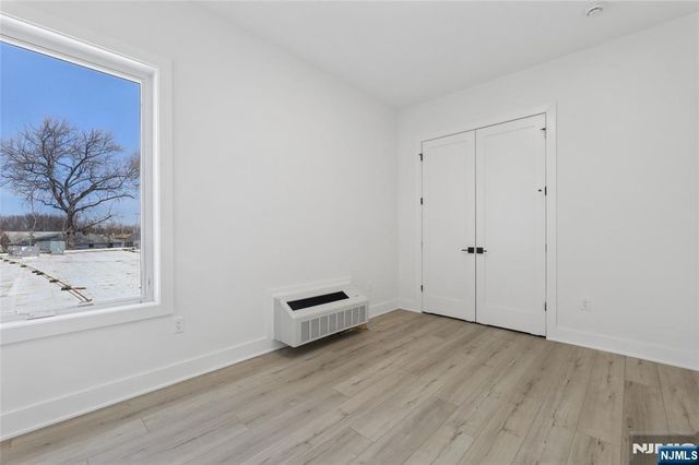 487 Market 203, Saddle Brook, NJ 07663