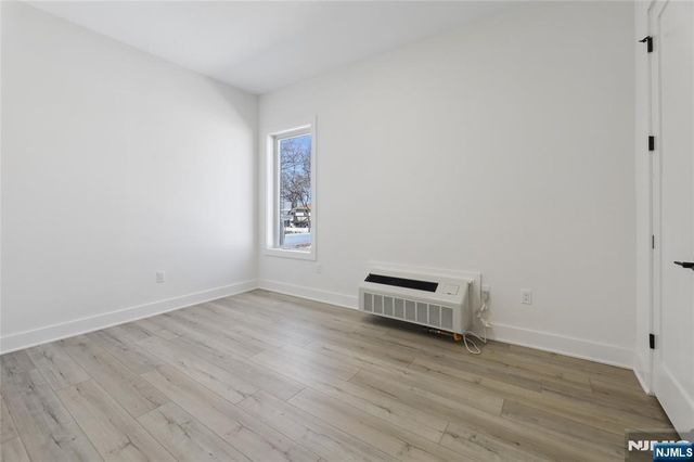 487 Market 203, Saddle Brook, NJ 07663