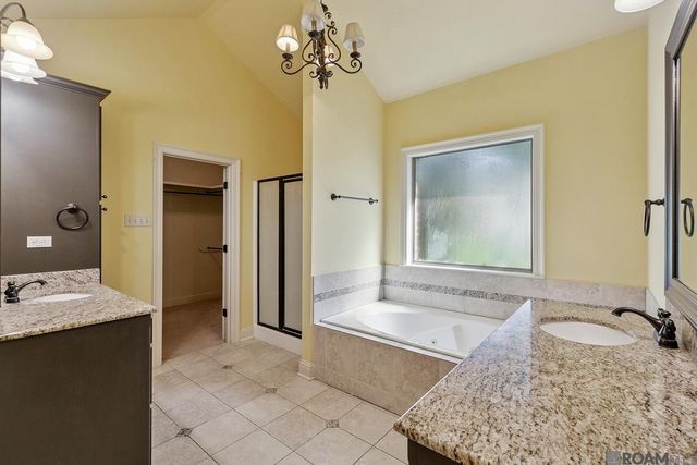 5214 Quarter Ln, Baton Rouge, LA 70809