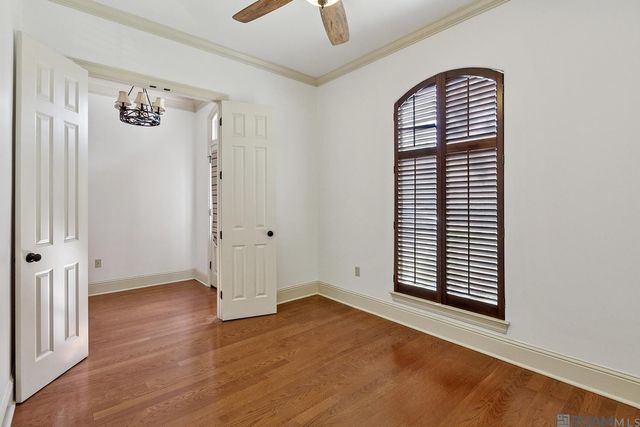 5214 Quarter Ln, Baton Rouge, LA 70809