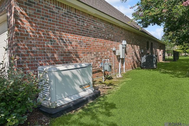 5214 Quarter Ln, Baton Rouge, LA 70809