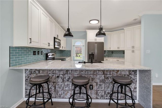 441 Chandler DR, Chesapeake, VA 23322