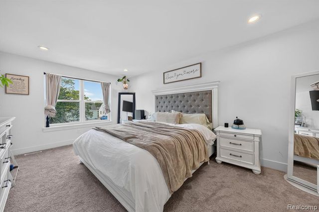25760 Groveland Street, Roseville, MI 48066