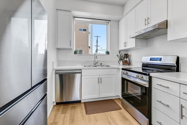 402 Creekside Cir, San Diego, CA 92114