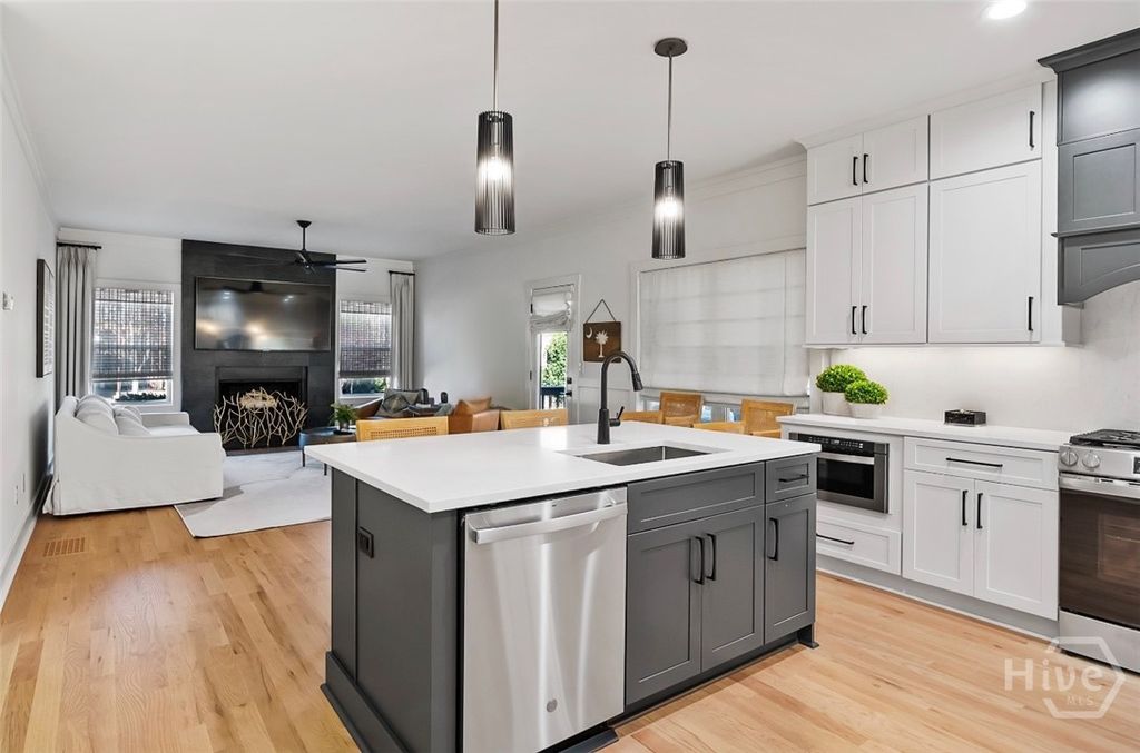 Image 14 of property listing at 1060 Cobblestone Lane, Bogart, GA 30622