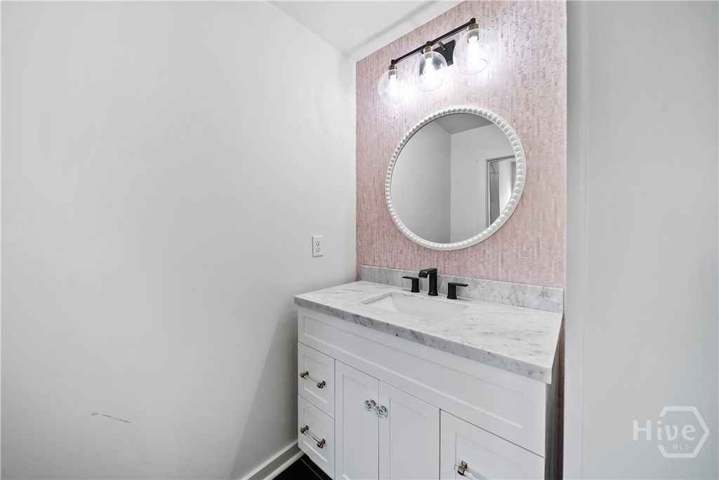 Image 31 of property listing at 1060 Cobblestone Lane, Bogart, GA 30622