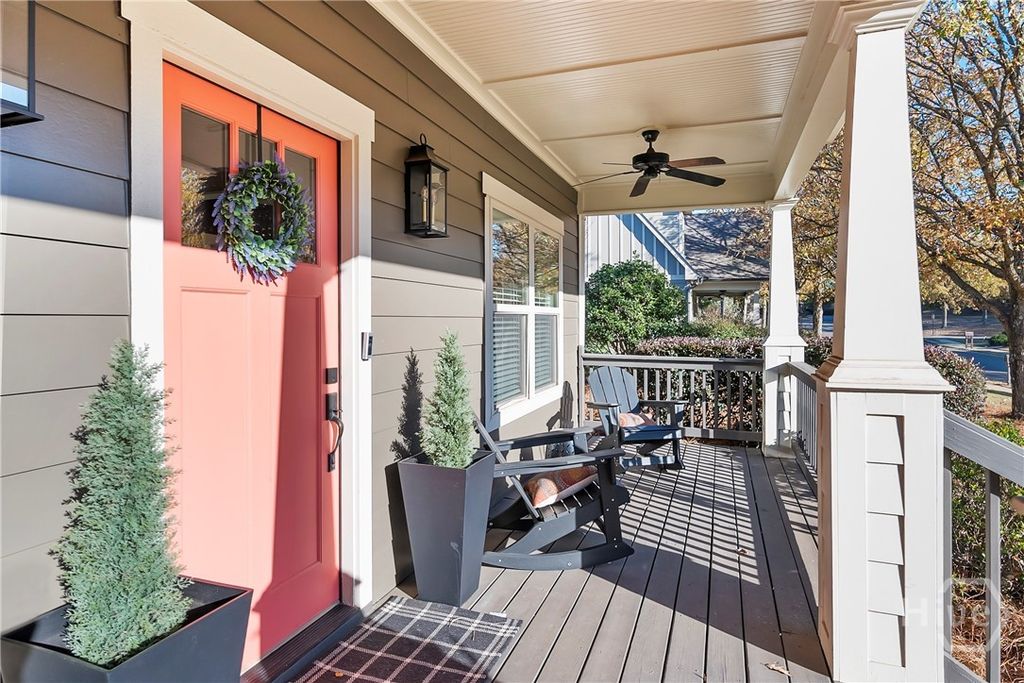 Image 5 of property listing at 1060 Cobblestone Lane, Bogart, GA 30622