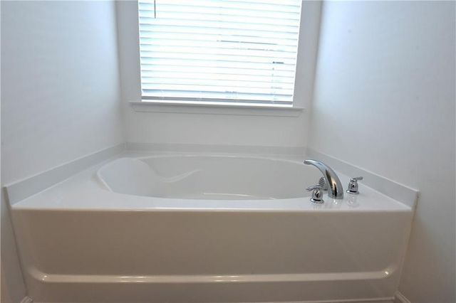 572 Sausalito Walk, Suwanee, GA 30024