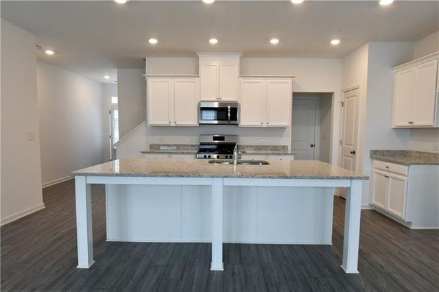 572 Sausalito Walk, Suwanee, GA 30024