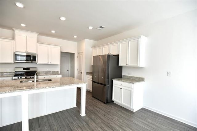 572 Sausalito Walk, Suwanee, GA 30024