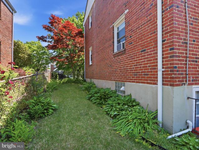 2620 LIBERTY PKWY, Baltimore, MD 21222
