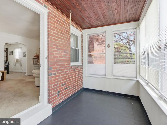 2620 LIBERTY PKWY, Baltimore, MD 21222