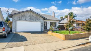 571 Greenwood Dr, Vacaville, CA 95687