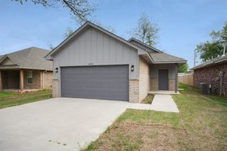 422 Grove Street, Perry, OK 73077
