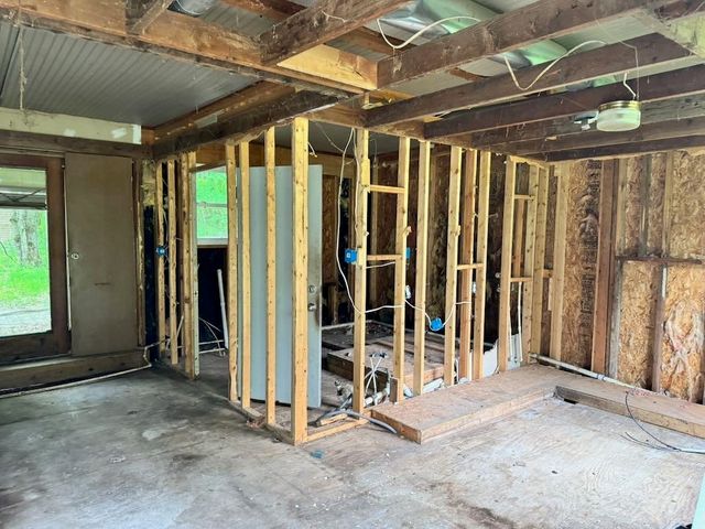 4303 W Adams Road, Lake, MI 48632
