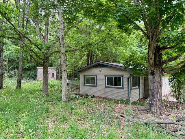 4303 W Adams Road, Lake, MI 48632