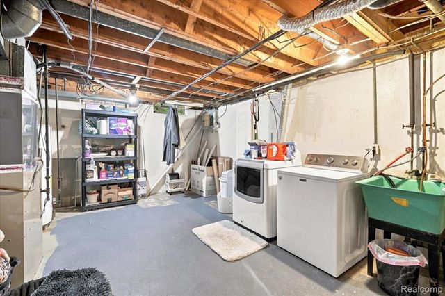 20435 Catalano Street, Clinton Township, MI 48035