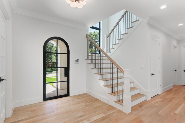 513 Lawnmeadow Drive, Richardson, TX 75080