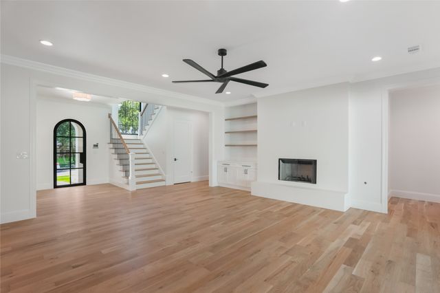 513 Lawnmeadow Drive, Richardson, TX 75080