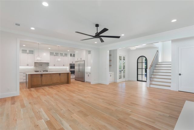 513 Lawnmeadow Drive, Richardson, TX 75080