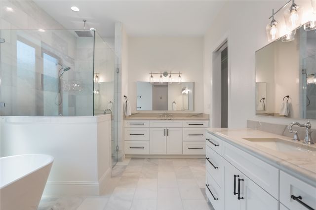 513 Lawnmeadow Drive, Richardson, TX 75080