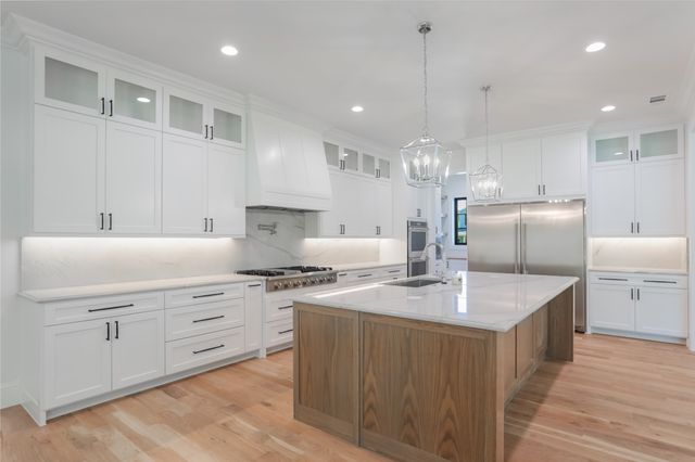 513 Lawnmeadow Drive, Richardson, TX 75080