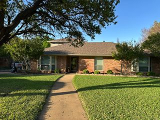 104 Greenbriar Lane, Colleyville, TX 76034