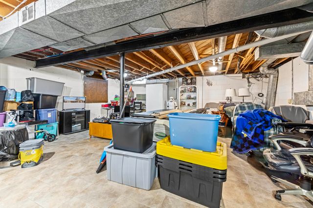 4211 Briar Drive, Shelby Twp, MI 48316