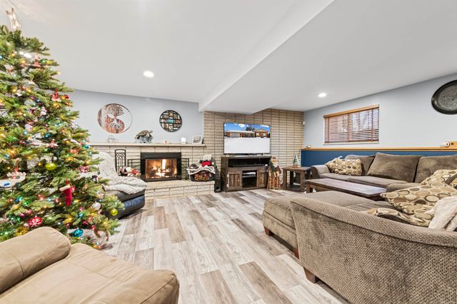 4211 Briar Drive, Shelby Twp, MI 48316