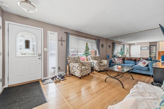 4211 Briar Drive, Shelby Twp, MI 48316