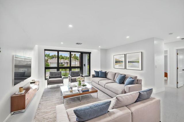 504 Flotilla Road, North Palm Beach, FL 33408