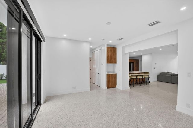 504 Flotilla Road, North Palm Beach, FL 33408