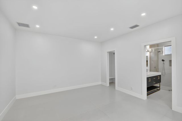 504 Flotilla Road, North Palm Beach, FL 33408
