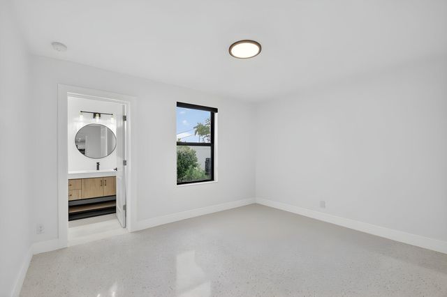 504 Flotilla Road, North Palm Beach, FL 33408
