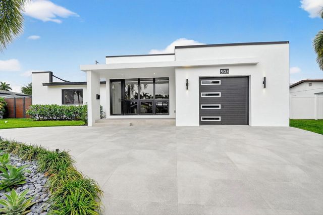 504 Flotilla Road, North Palm Beach, FL 33408