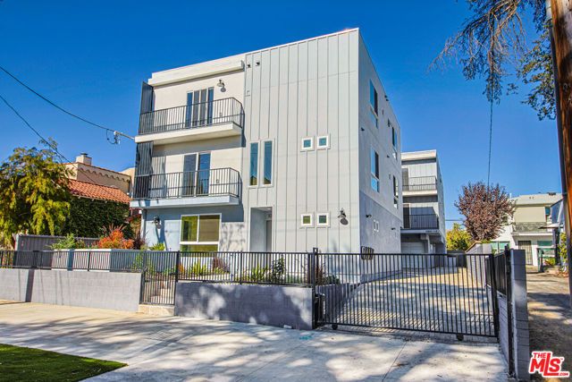 10801 Kling Street, Toluca Lake (los Angeles), CA 91602