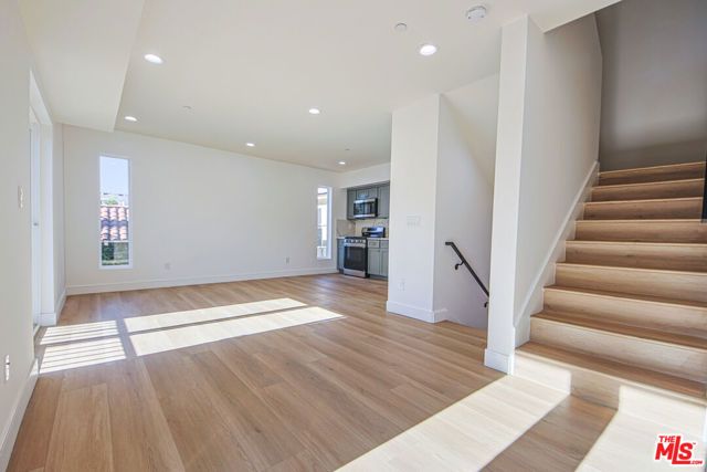 10801 Kling Street, Toluca Lake (los Angeles), CA 91602