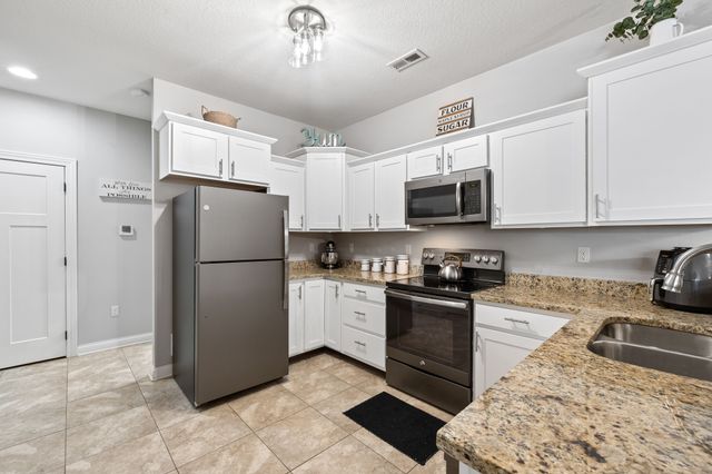 1224 SE Birch Lane, Ankeny, IA 50021