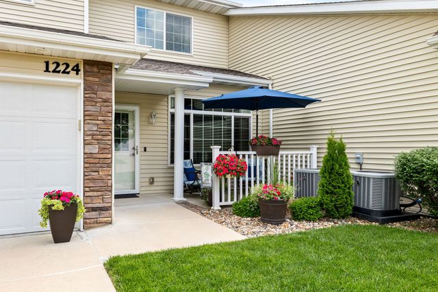 1224 SE Birch Lane, Ankeny, IA 50021