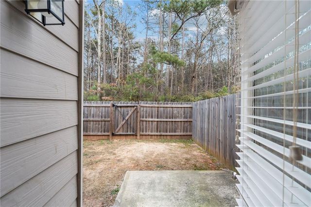 1833 Edgehill Drive, Lithonia, GA 30058