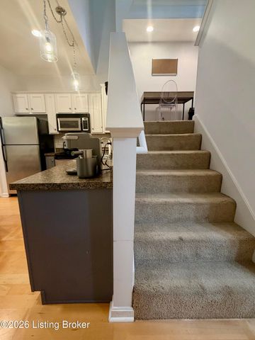347 Kenilworth Rd, Louisville, KY 40206