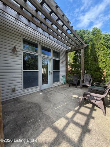 347 Kenilworth Rd, Louisville, KY 40206