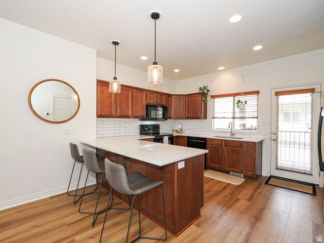 8292 S BELLINGHAM DR, Sandy, UT 84070