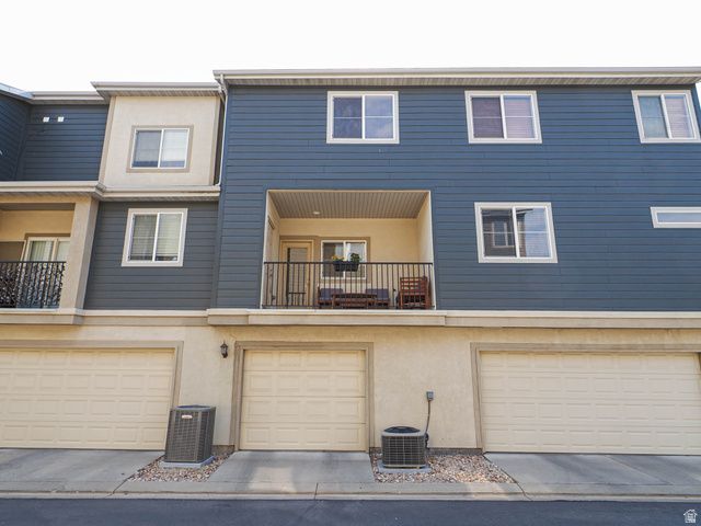 8292 S BELLINGHAM DR, Sandy, UT 84070