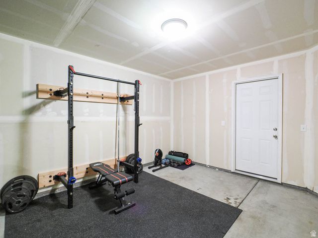 8292 S BELLINGHAM DR, Sandy, UT 84070